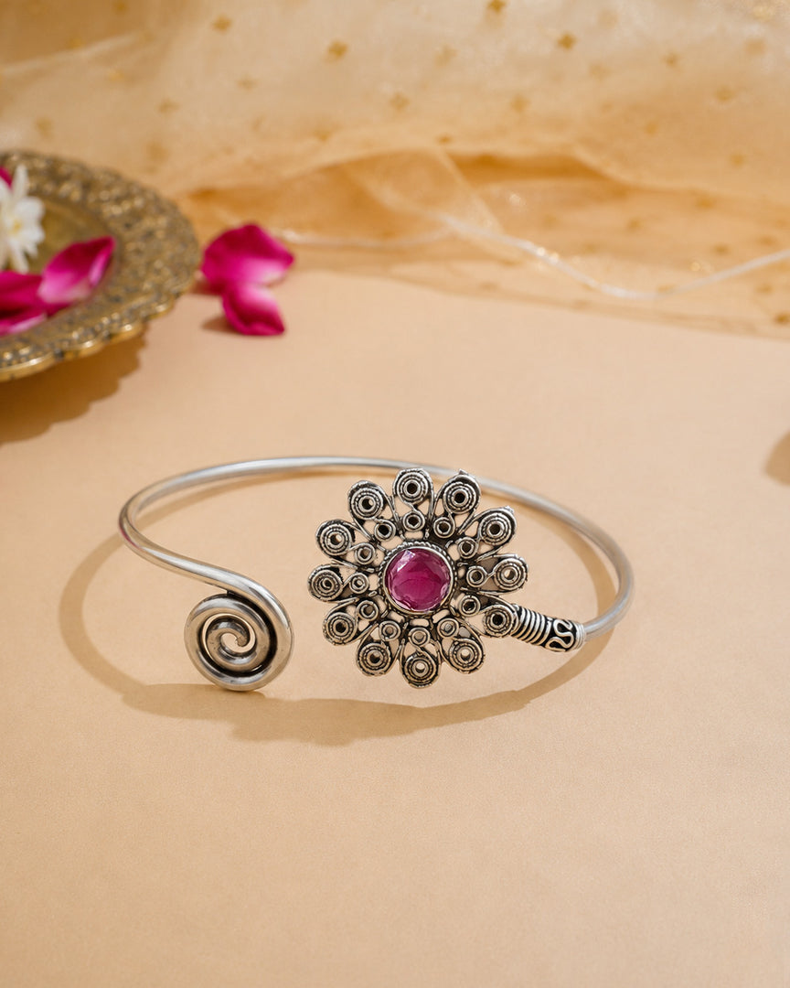 Tiya Arm Cuff