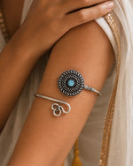 Load image into Gallery viewer, Iva Arm Cuff