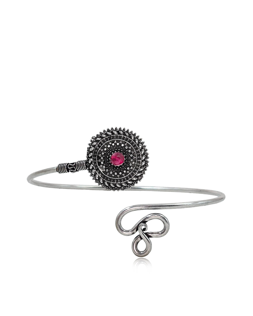 Iva Arm Cuff