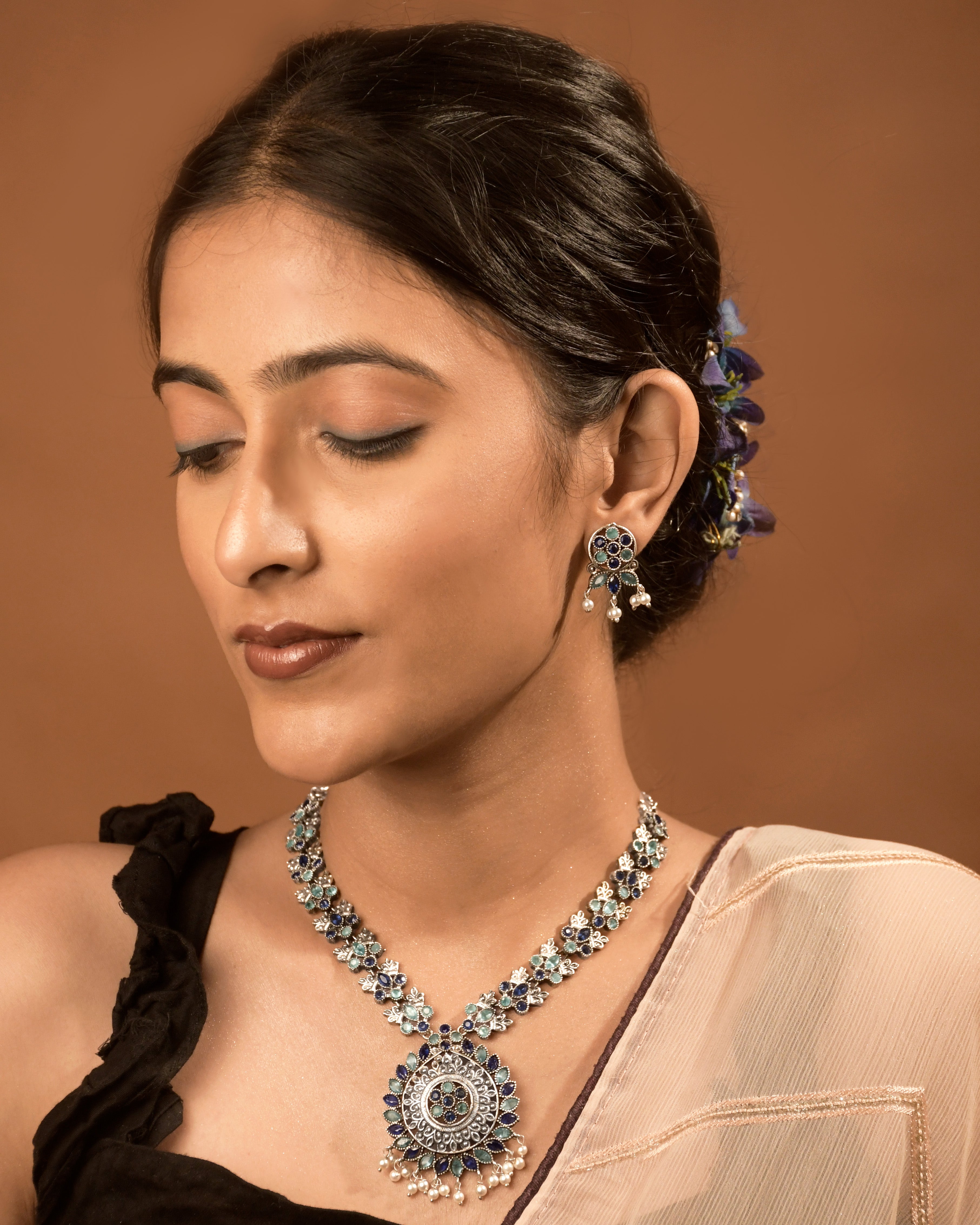 Hiya Stone Necklace Set