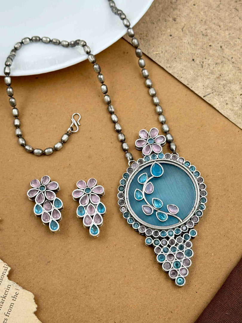 Dia Stone Necklace Set