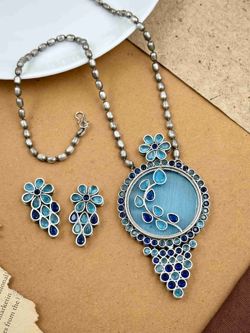 Dia Stone Necklace Set