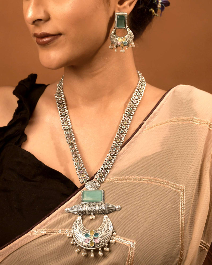 Bella Stone Necklace Set