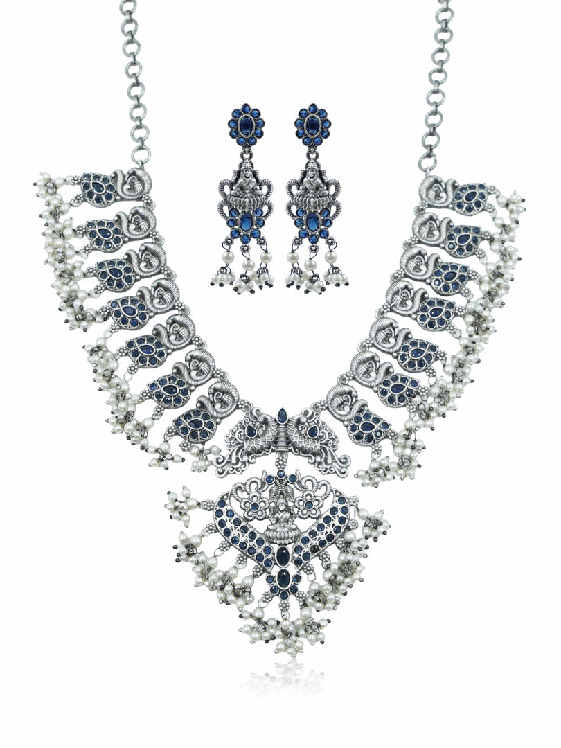 Shivanya Stone Necklace Set