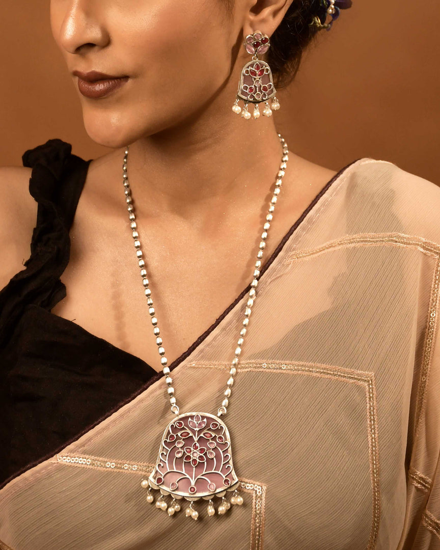 Manasvi Stone Necklace Set