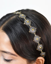 Tanishka Matha Patti