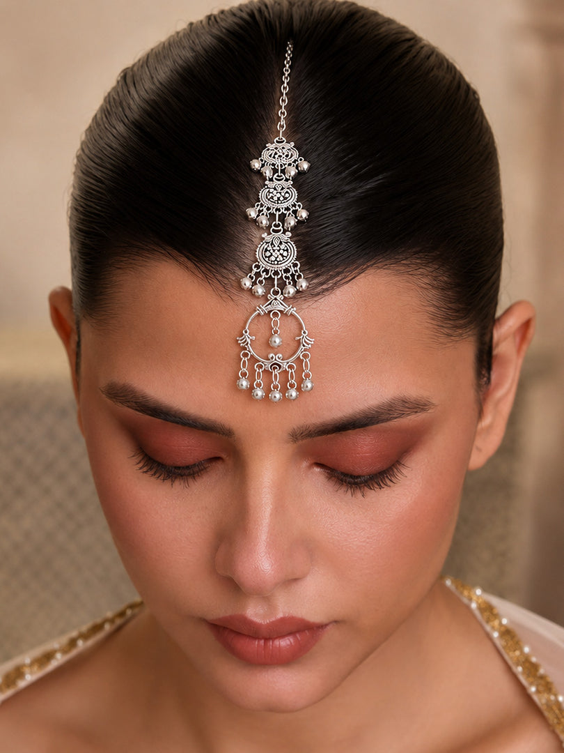 Vrinda Maang Tikka Set