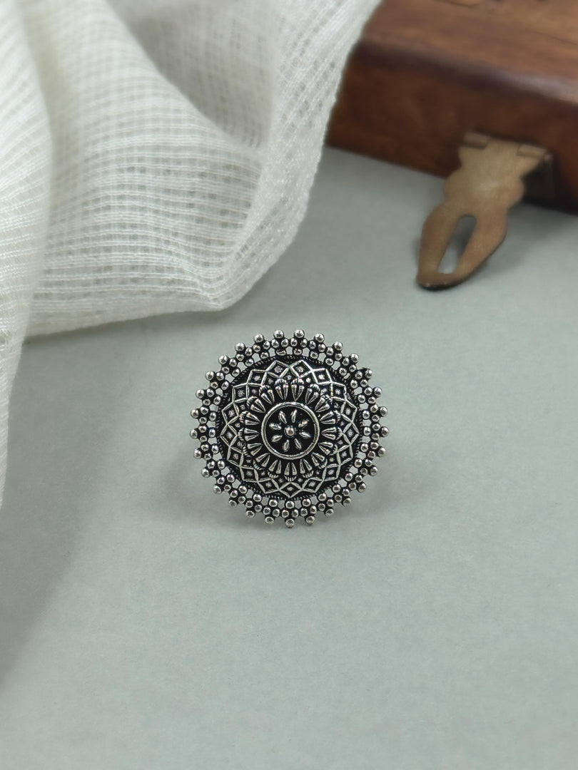 Aarvi Designer Oxidised Silver Ring