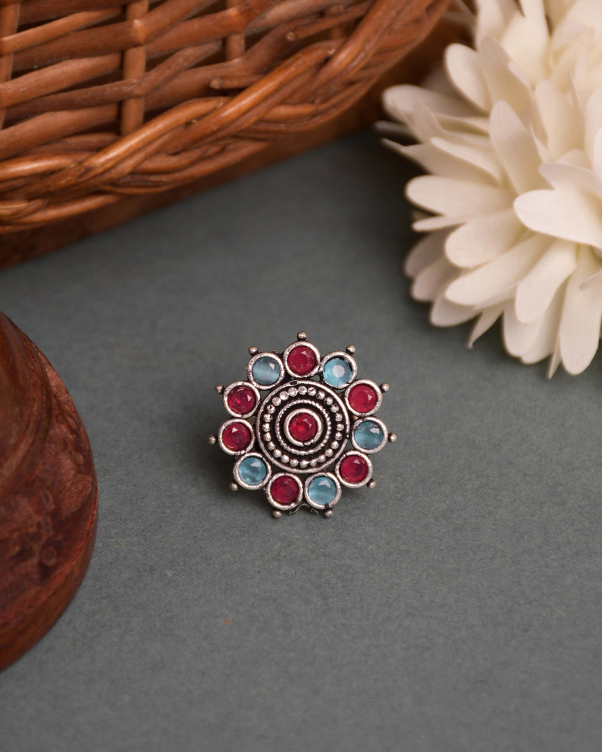 Saanvi Stone Ring