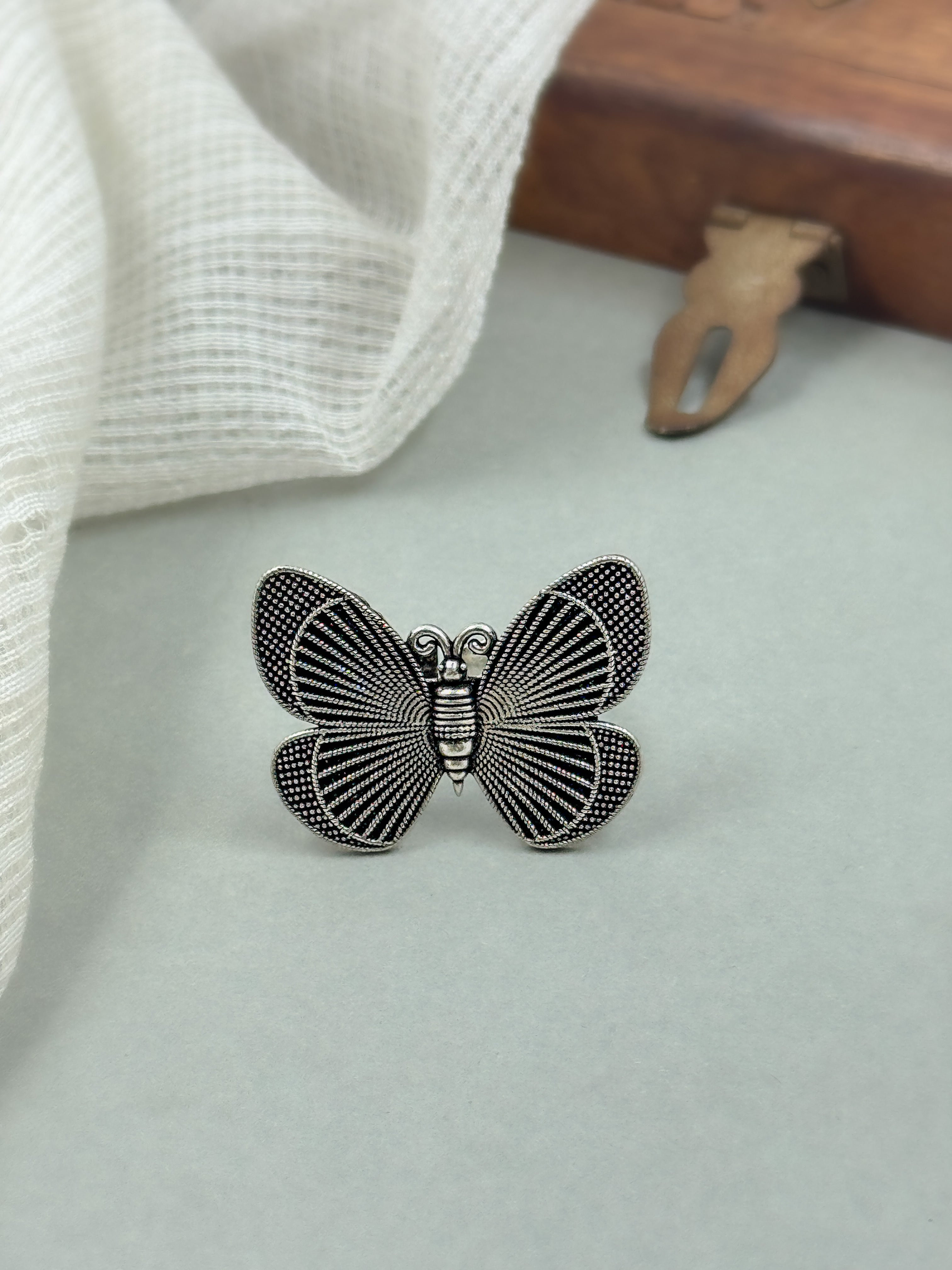 BUTTERFLY BLOOM OXIDISED SILVER RING