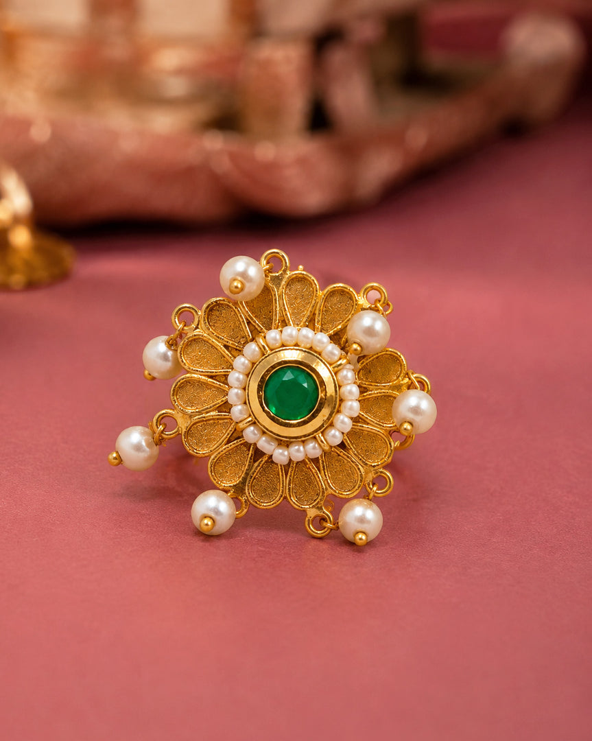 Aarvi Golden Ring