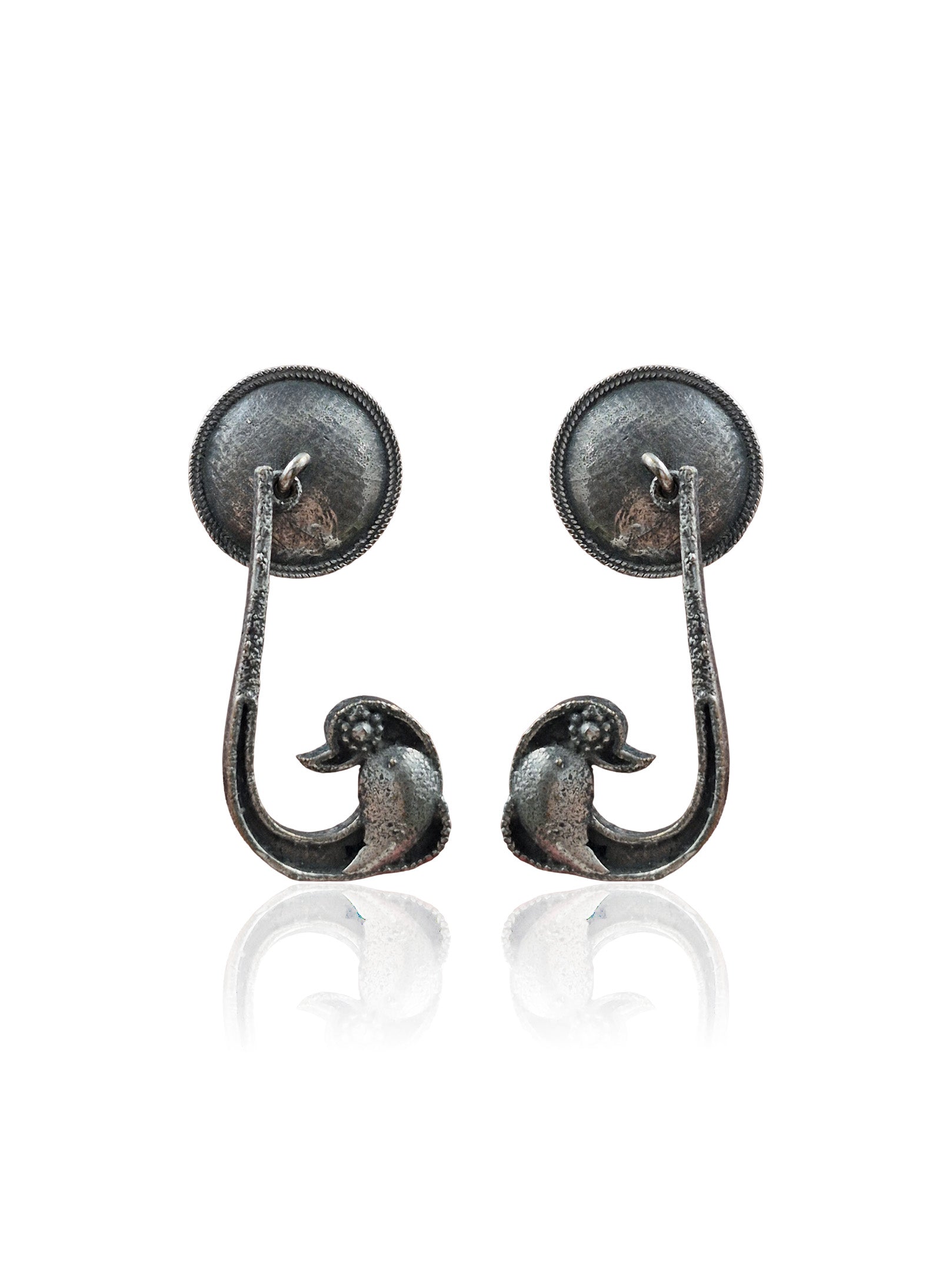 CHAHAK SILVER LOOKALIKE STUD EARRINGS