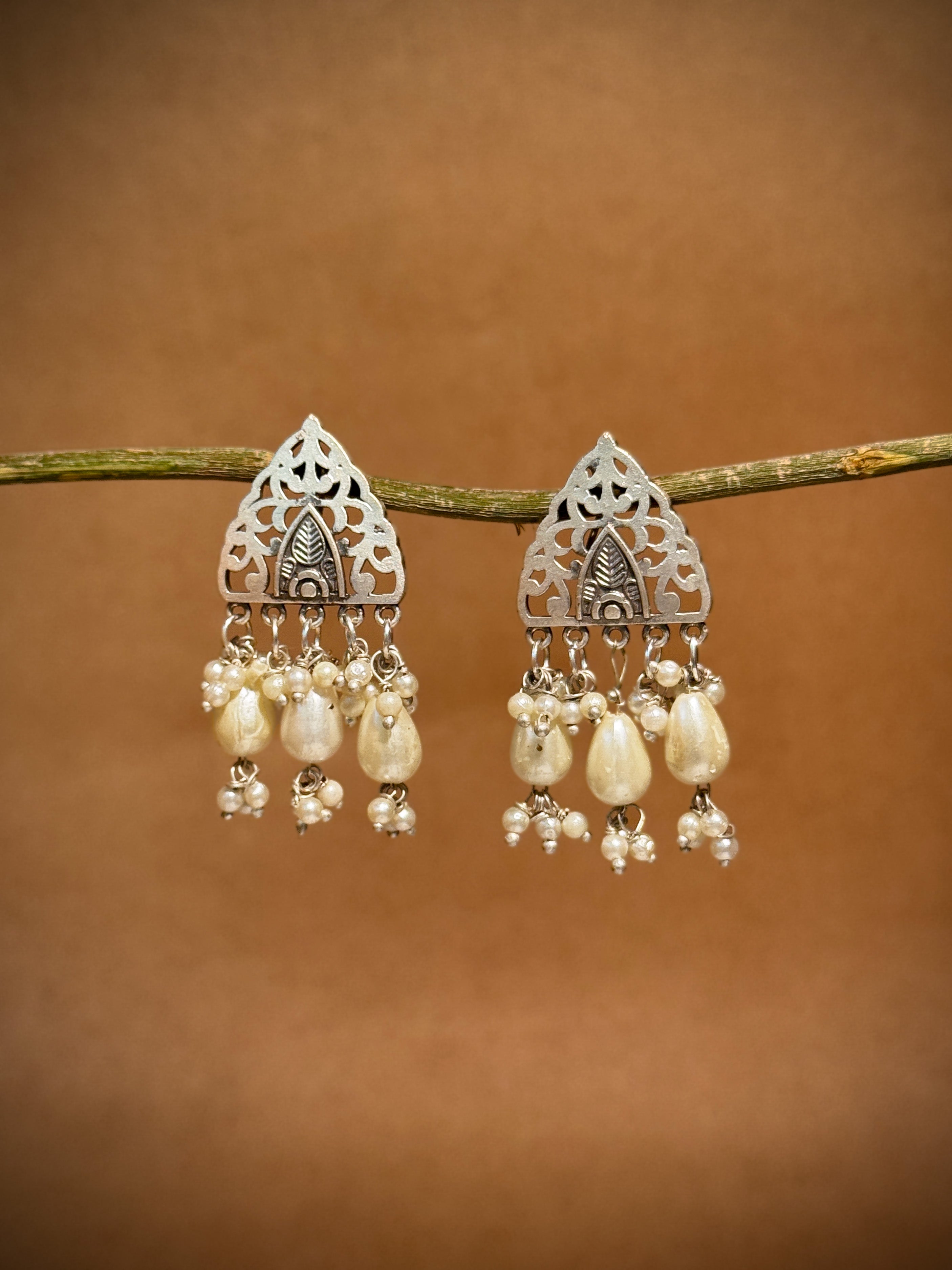 ADVIKA SILVER LOOKALIKE DANGLER EARRINGS