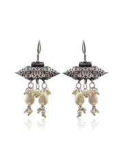 Mehvish Stud Earrings