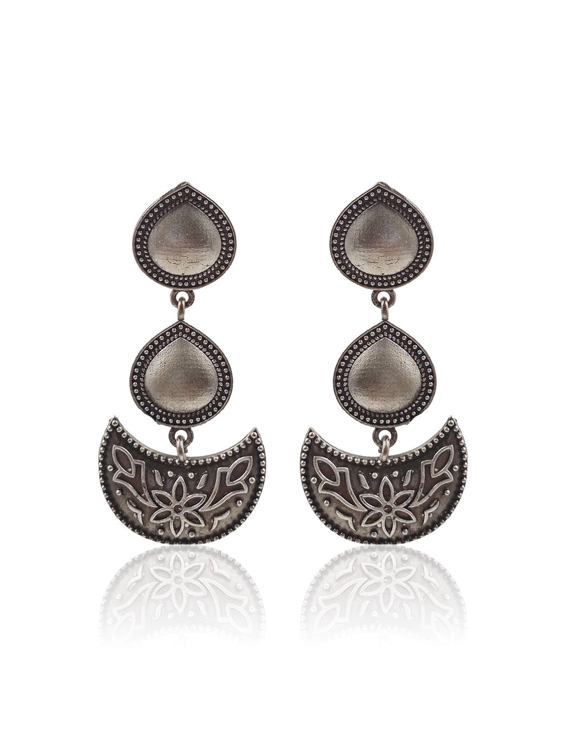 Uma Dangler Earrings