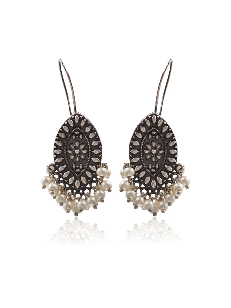 KASHISH SILVER LOOKALIKE STUD EARRINGS