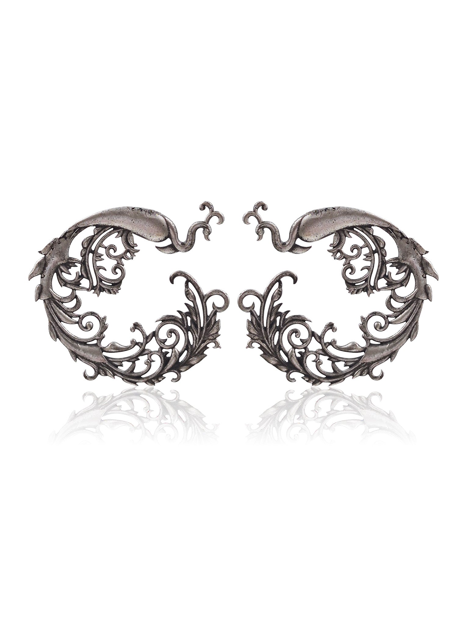 PEHEN SILVER LOOKALIKE STUD EARRINGS