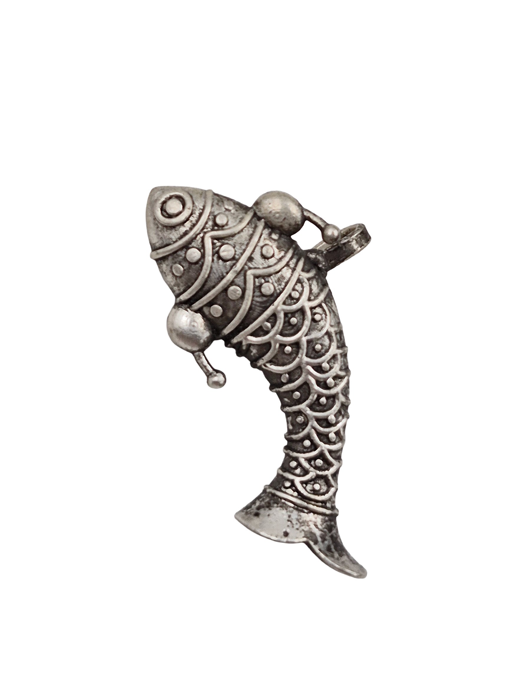 HARVEY SILVER LOOKALIKE STUD EARRINGS