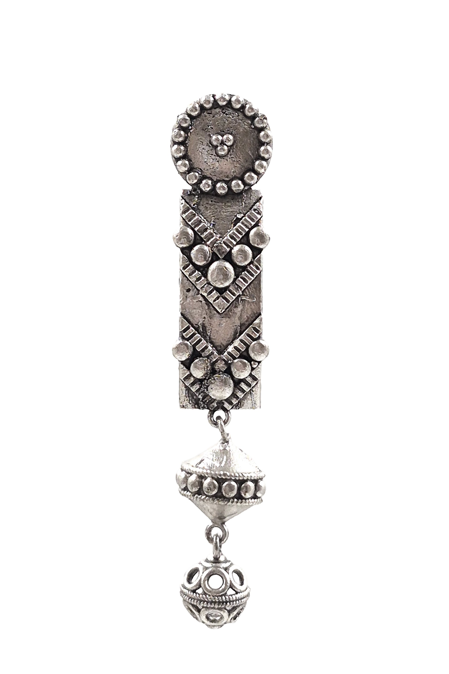 JIHA SILVER LOOKALIKE EARRINGS