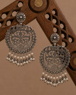 Load image into Gallery viewer, Kashish Silver Lookalike Earrings