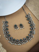 Load image into Gallery viewer, Vani Stone Necklace Set