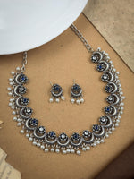 Load image into Gallery viewer, Vani Stone Necklace Set