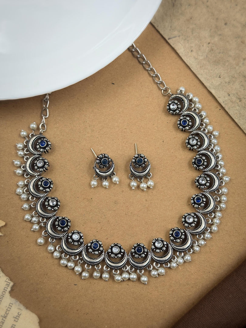 Vani Stone Necklace Set
