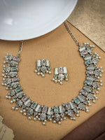 Load image into Gallery viewer, Anvy Stone Necklace Set