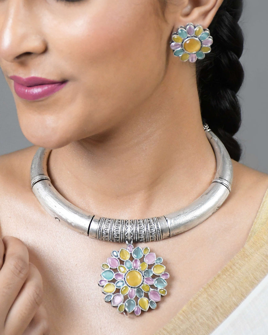 Rahi Stone Necklace Set