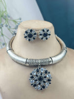 Load image into Gallery viewer, Rahi Stone Necklace Set