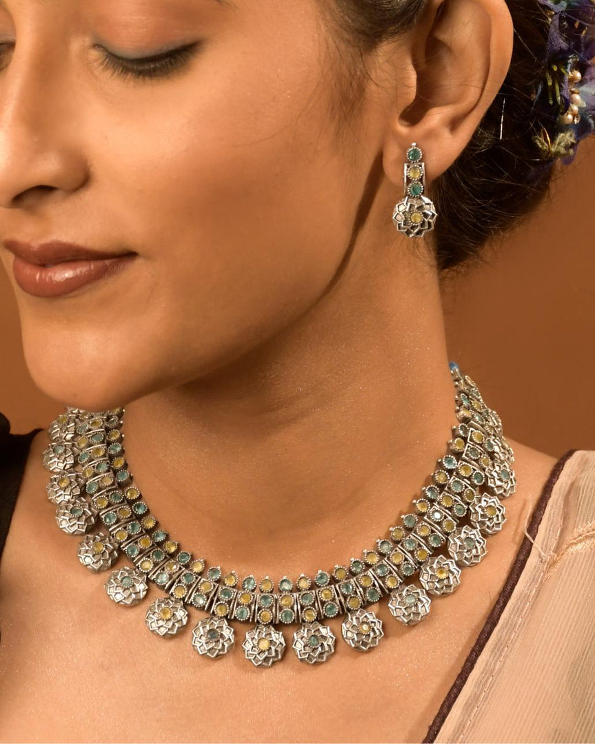 Prisha Stone Necklace Set