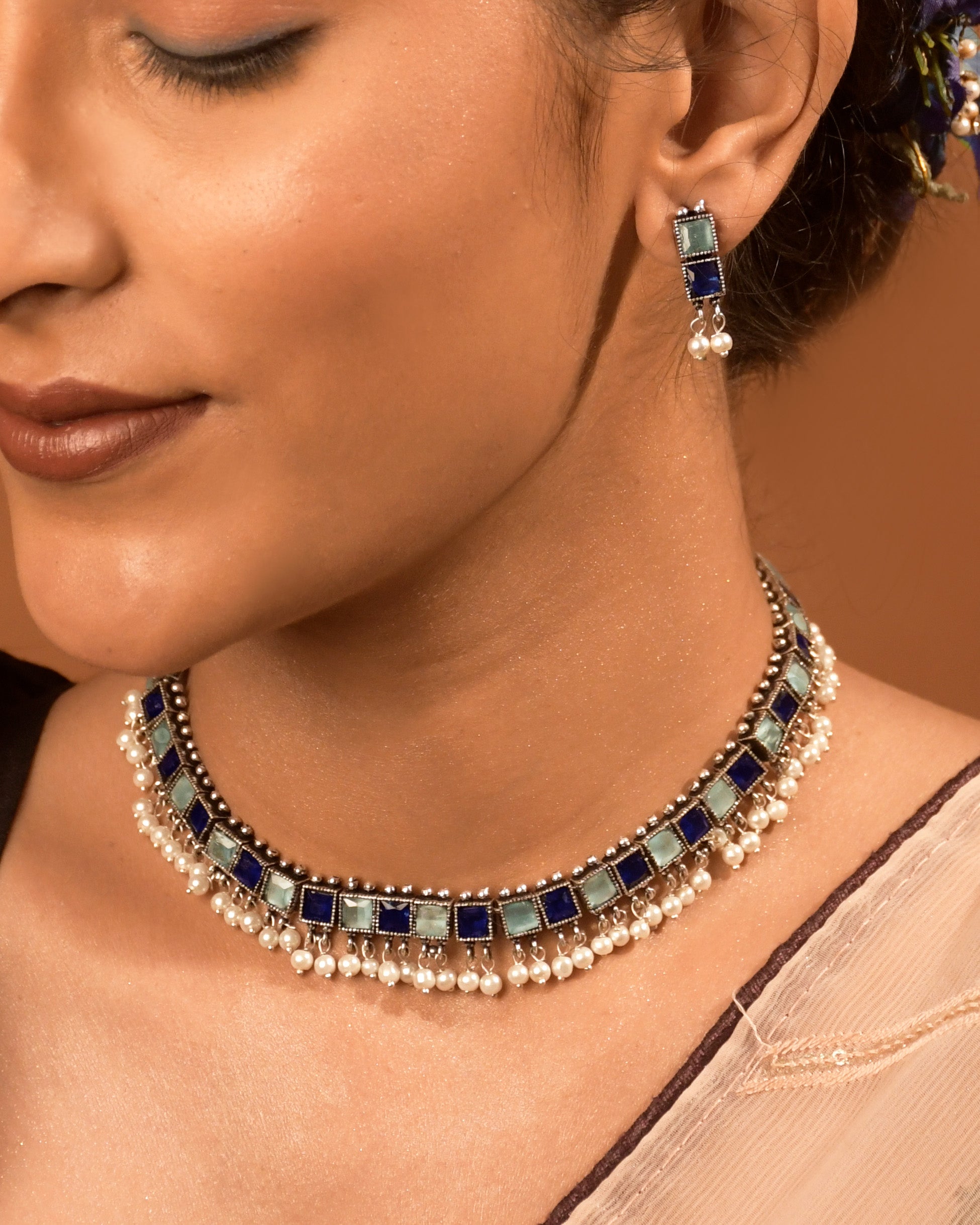 Vedika Stone Necklace Set