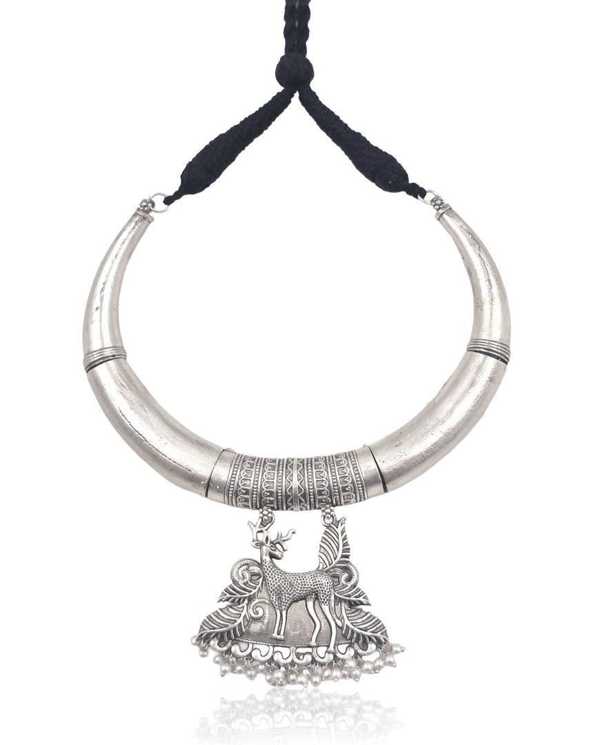 Deer Hasli Necklace Set