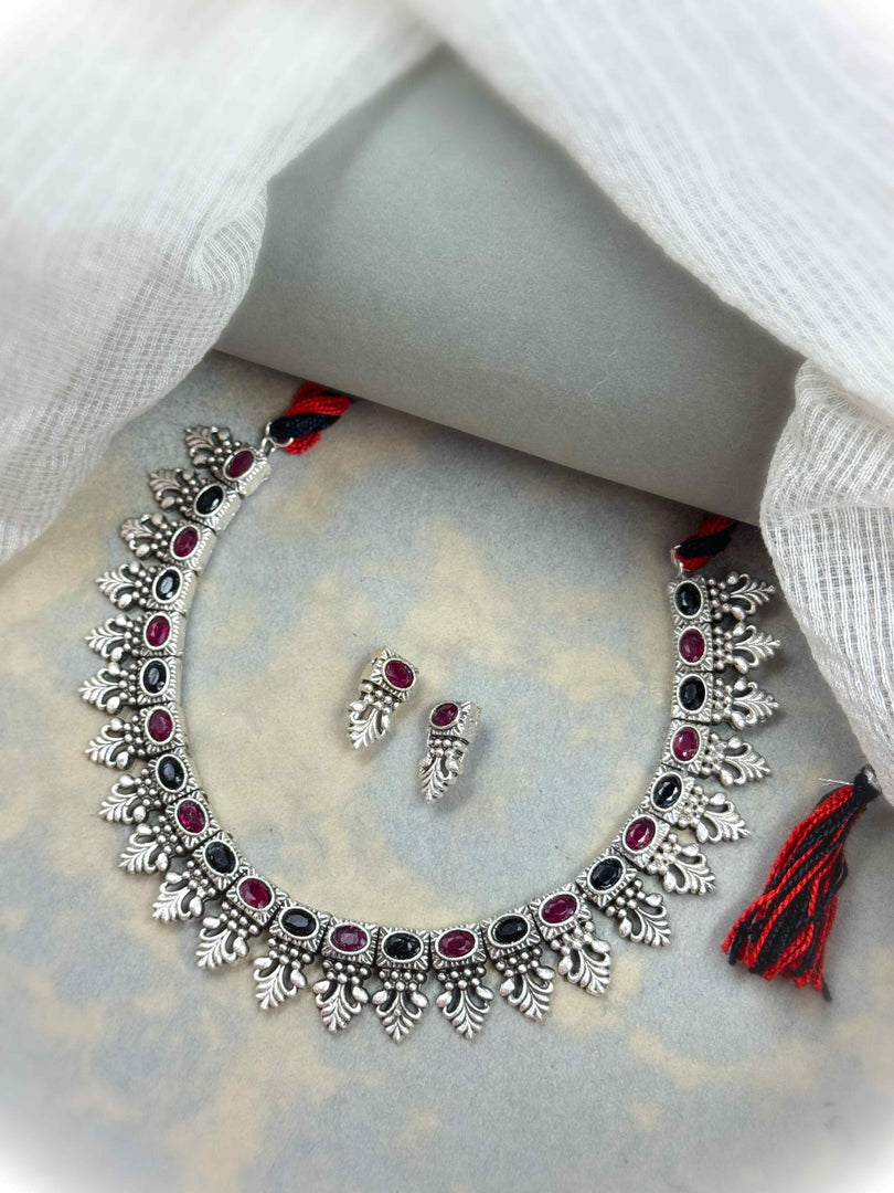 Raya Stone Necklace Set
