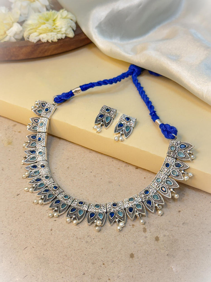 Aachal Stone Necklace Set