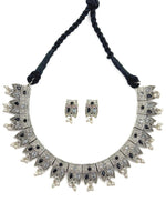 Load image into Gallery viewer, Aachal Stone Necklace Set