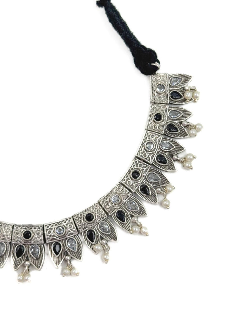 Aachal Stone Necklace Set