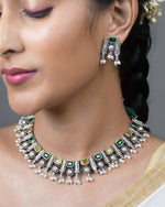 Load image into Gallery viewer, Shreya Stone Necklace Set