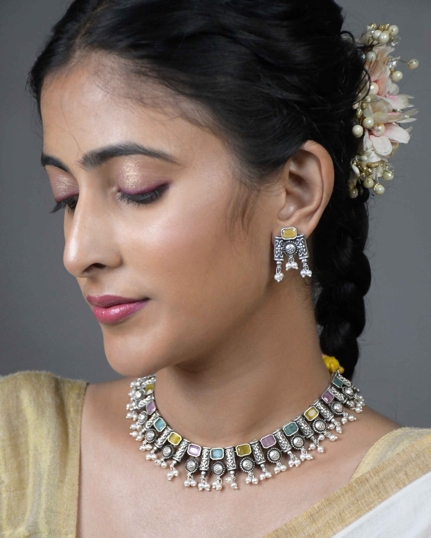Shreya Stone Necklace Set