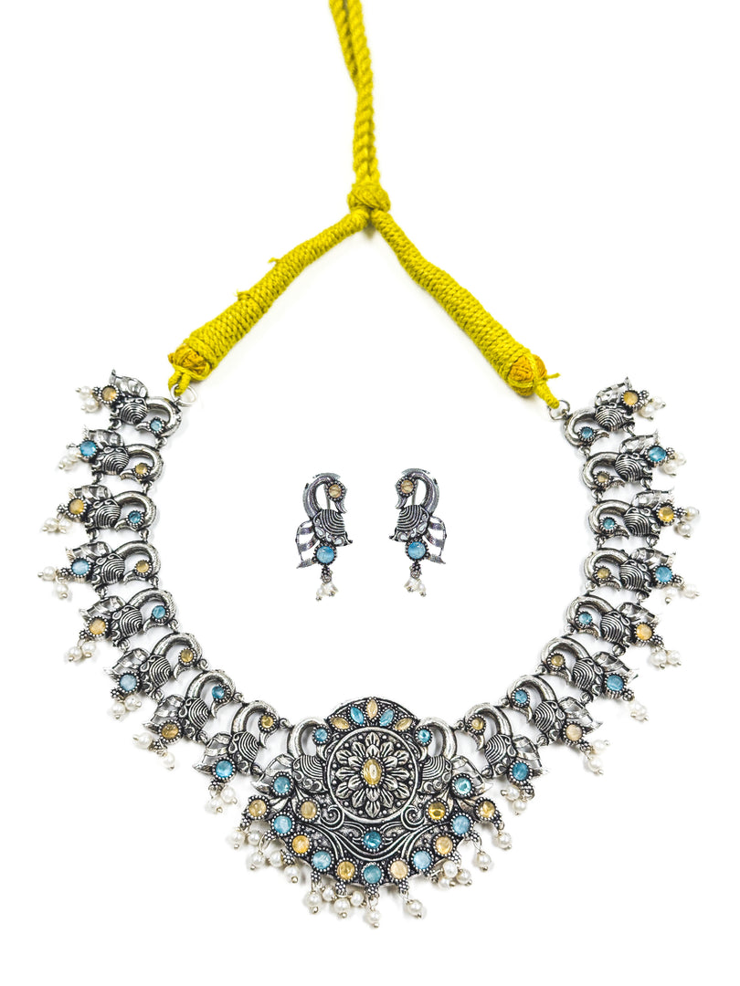Janvi Stone Necklace Set