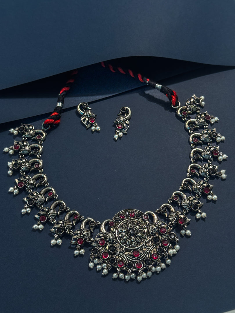 Janvi Stone Necklace Set