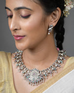 Load image into Gallery viewer, Janvi Stone Necklace Set