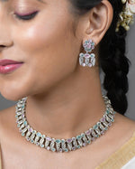Load image into Gallery viewer, Navya Stone Necklace Set