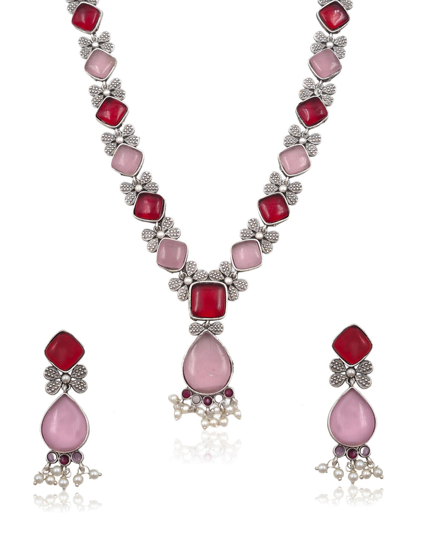 Ravya Stone Necklace Set