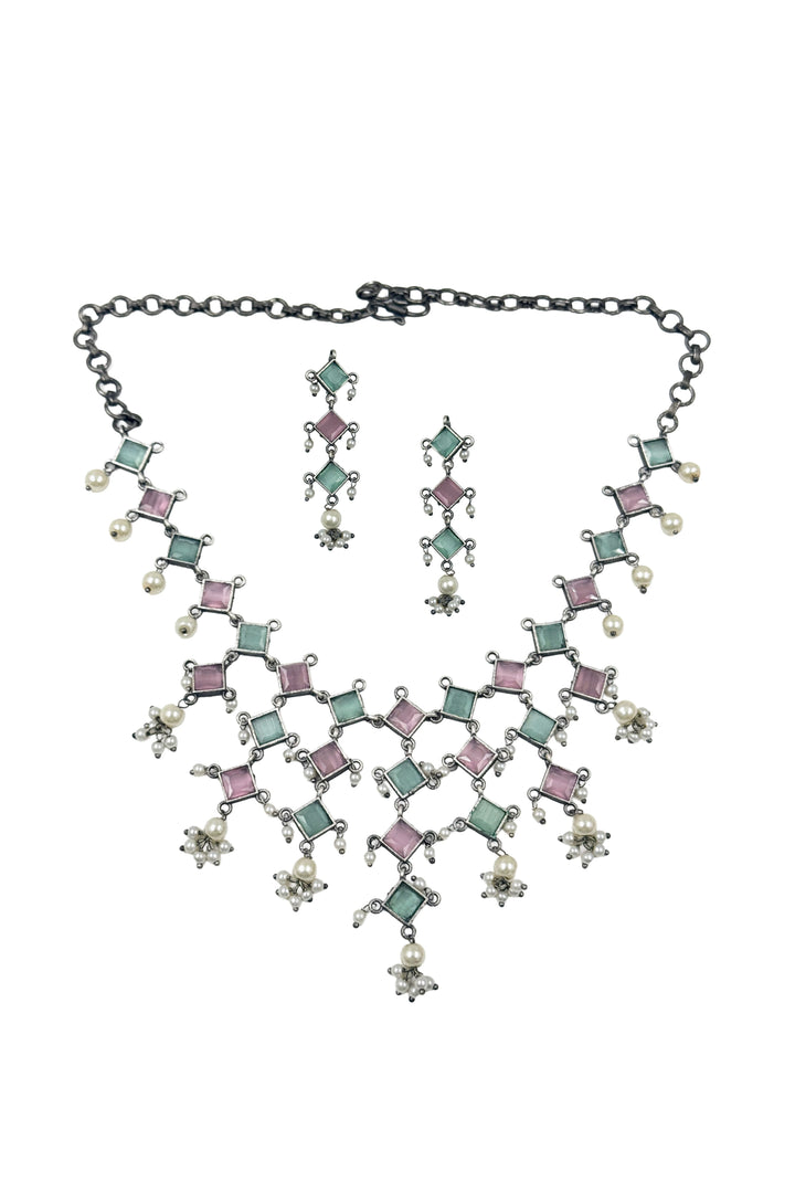 Crimson Noir Stone Necklace Set