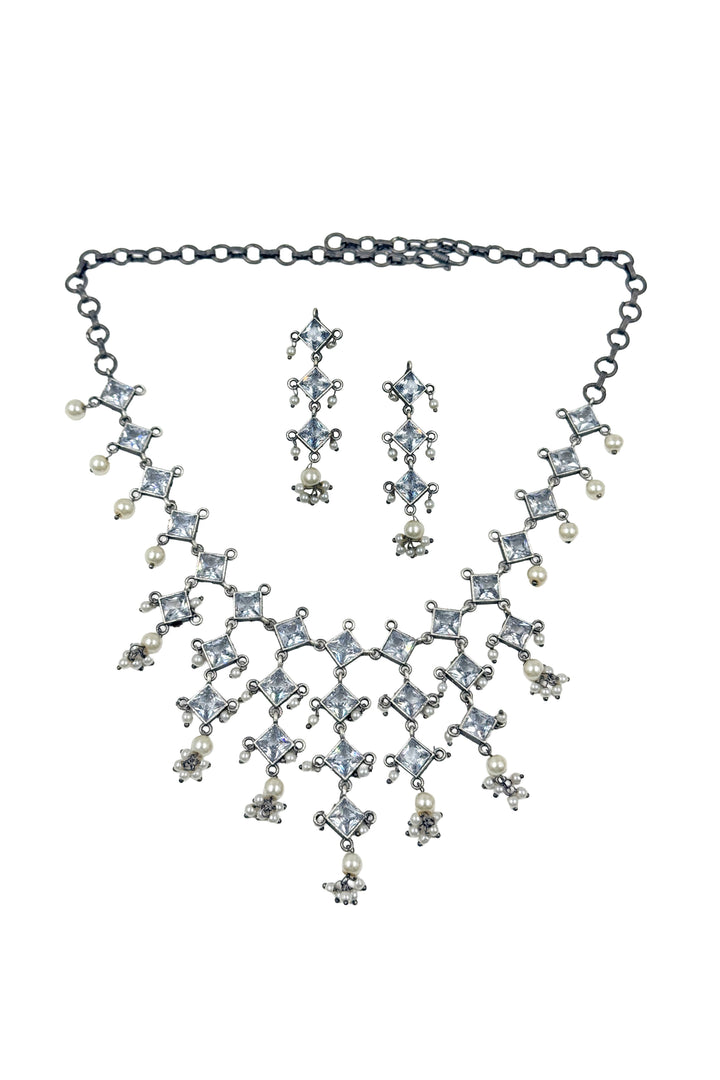 Crimson Noir Stone Necklace Set