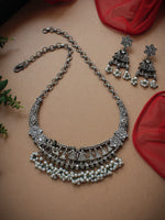 Load image into Gallery viewer, Trisha Stone Necklace Set
