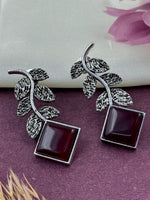 Load image into Gallery viewer, Parnika Studs Earrings