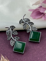 Load image into Gallery viewer, Parnika Studs Earrings