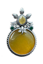 Load image into Gallery viewer, Kirti Stud Earrings